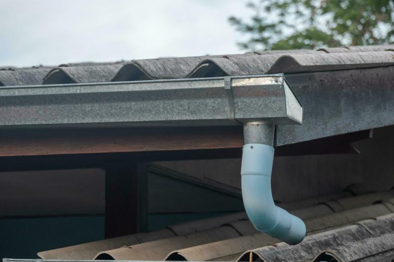 Comprar calha galvanizada ideal para garantir durabilidade e proteção